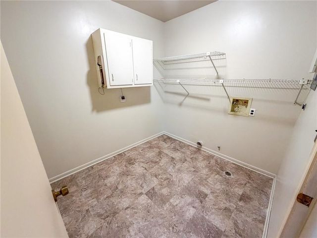 537 Saraland Avenue, Saraland, AL 36571