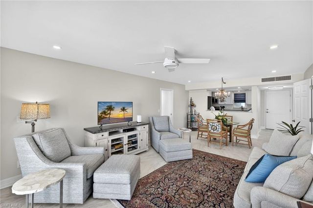 2560 Estero BLVD 5C, Fort Myers Beach, FL 33931