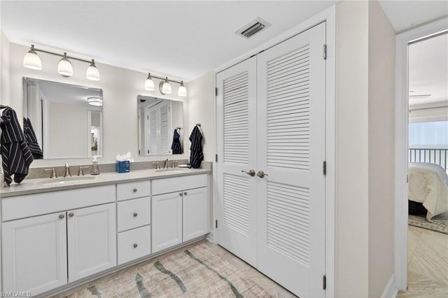 2560 Estero BLVD 5C, Fort Myers Beach, FL 33931