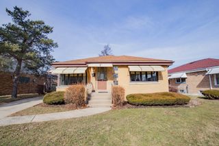 8108 N Prospect Street, Niles, IL 60714