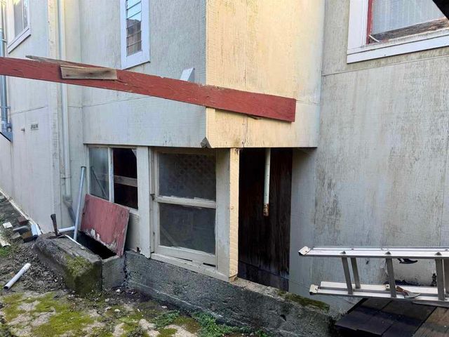 112 Buena Vista Ave, Richmond, CA 94801