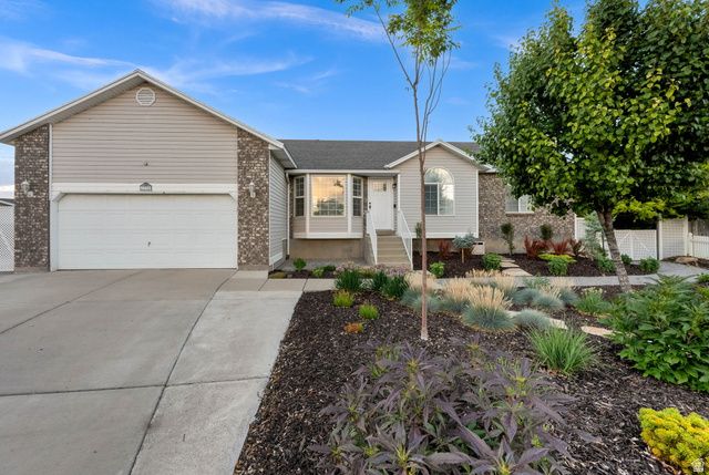 3738 S PEAR APPLE CIR, West Valley City, UT 84119