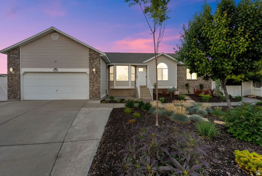 3738 S PEAR APPLE CIR, West Valley City, UT 84119
