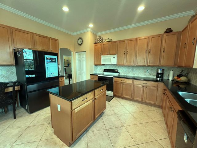 4552 N San Andros, West Palm Beach, FL 33411