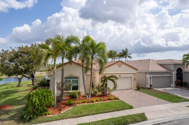 4552 N San Andros, West Palm Beach, FL 33411