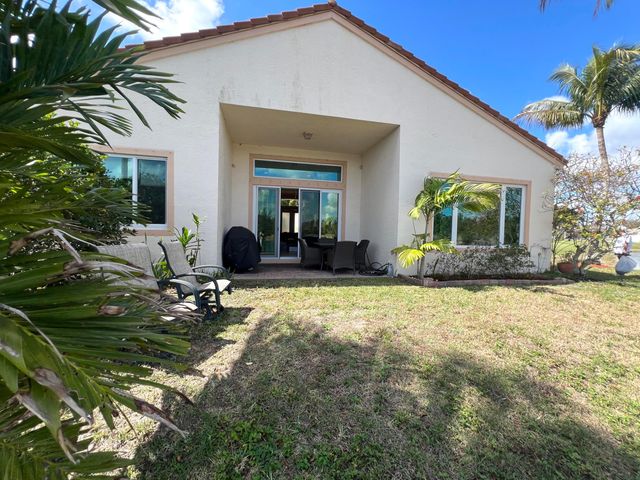 4552 N San Andros, West Palm Beach, FL 33411