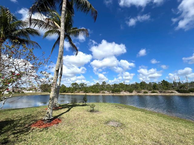 4552 N San Andros, West Palm Beach, FL 33411