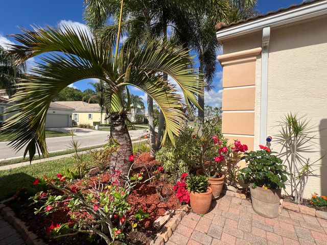 4552 N San Andros, West Palm Beach, FL 33411