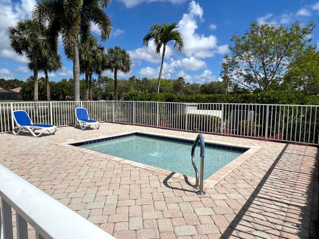 4552 N San Andros, West Palm Beach, FL 33411