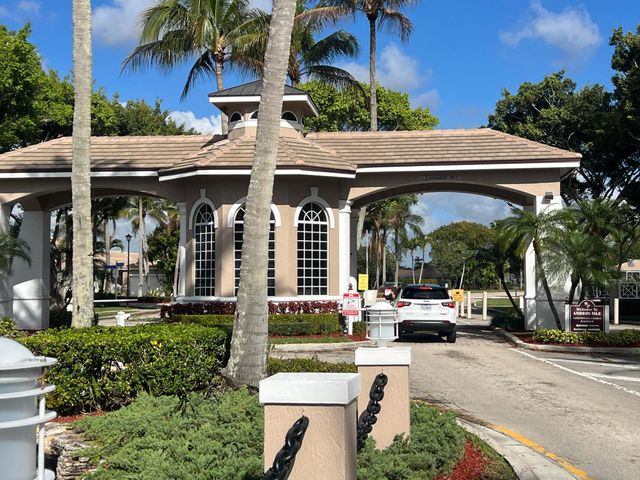 4552 N San Andros, West Palm Beach, FL 33411