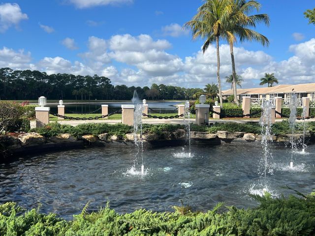 4552 N San Andros, West Palm Beach, FL 33411