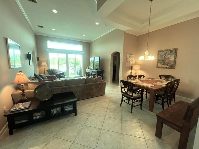 4552 N San Andros, West Palm Beach, FL 33411