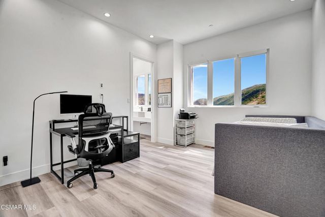 990 Alta Vista Road, Simi Valley, CA 93063