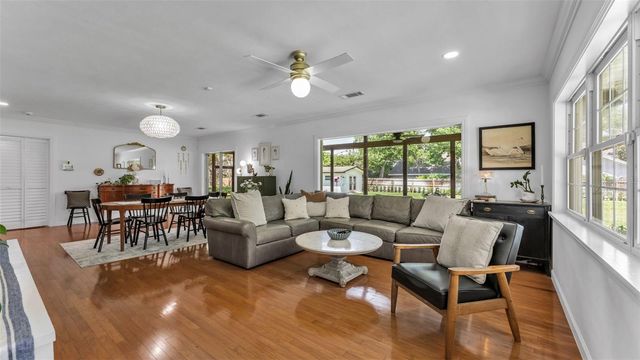 4216 FOREST HILLS DRIVE, Lakeland, FL 33813