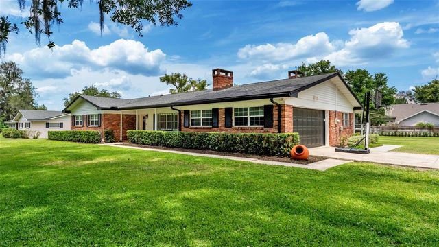 4216 FOREST HILLS DRIVE, Lakeland, FL 33813