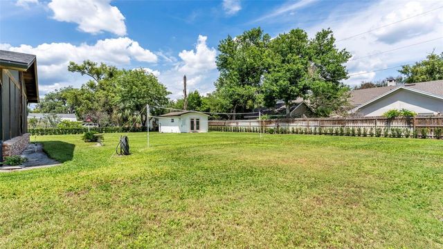 4216 FOREST HILLS DRIVE, Lakeland, FL 33813