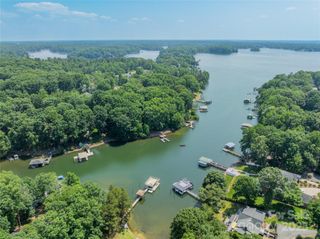 200 Greenbay Road, Mooresville, NC 28117
