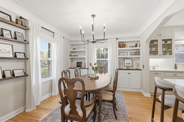 5225 Interlachen Boulevard, Edina, MN 55436