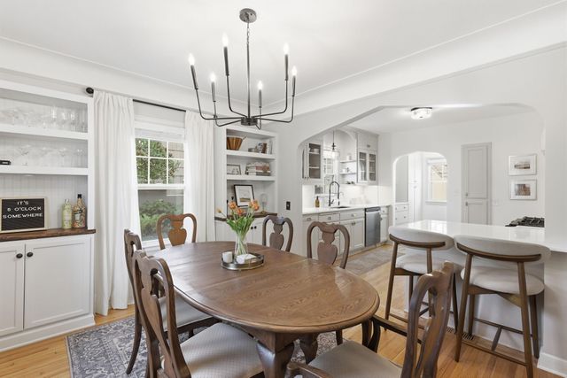 5225 Interlachen Boulevard, Edina, MN 55436