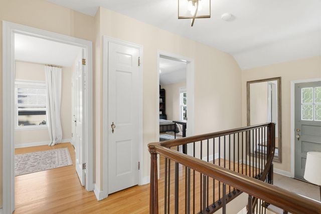 5225 Interlachen Boulevard, Edina, MN 55436