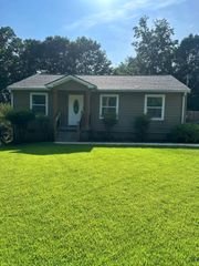 107 Dogwood Drive, Marietta, GA 30068