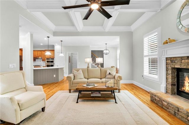127 Woodbury Lane, Canton, GA 30114