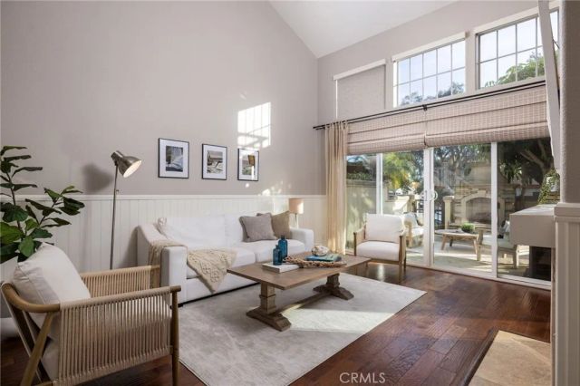 513 Pierside Circle, Huntington Beach, CA 92648