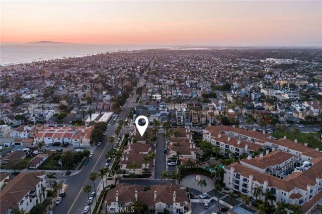513 Pierside Circle, Huntington Beach, CA 92648
