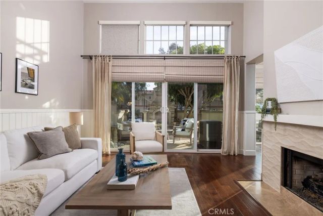 513 Pierside Circle, Huntington Beach, CA 92648