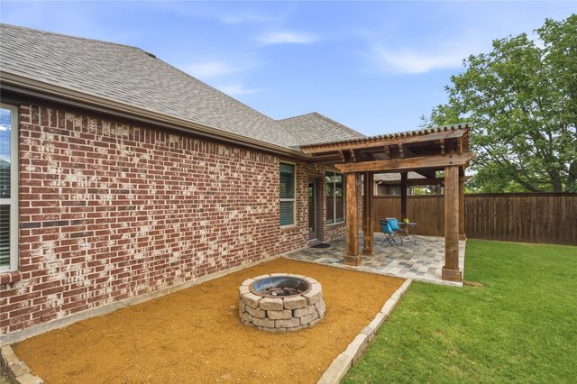 705 Llano Falls Drive, Mckinney, TX 75071