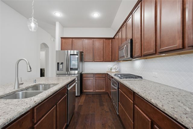 705 Llano Falls Drive, Mckinney, TX 75071