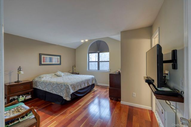 86 Albert Court, Monroe, NY 10950