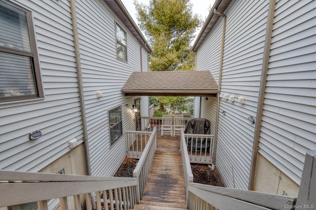 86 Albert Court, Monroe, NY 10950