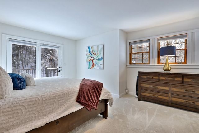 300 Route 121, Grafton, VT 05146