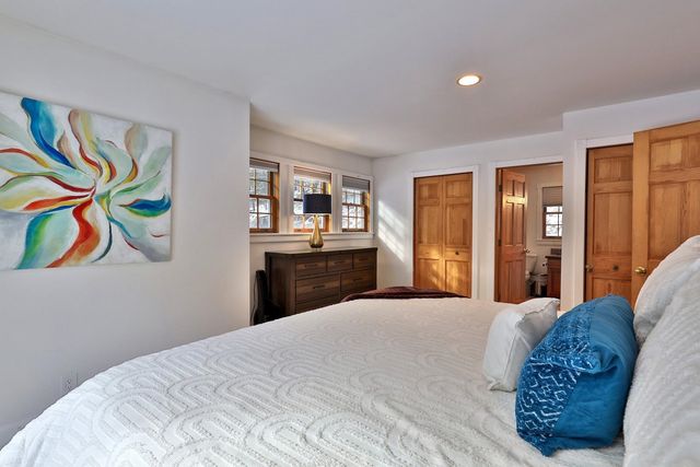 300 Route 121, Grafton, VT 05146