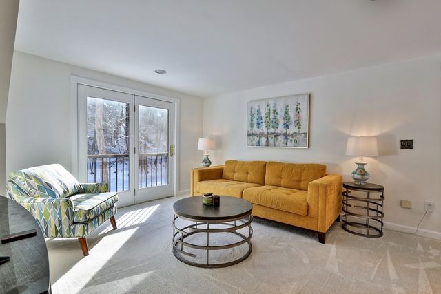 300 Route 121, Grafton, VT 05146