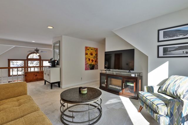 300 Route 121, Grafton, VT 05146