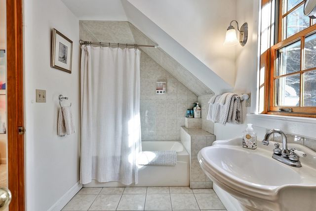 300 Route 121, Grafton, VT 05146