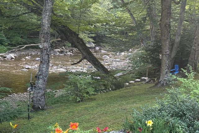 300 Route 121, Grafton, VT 05146