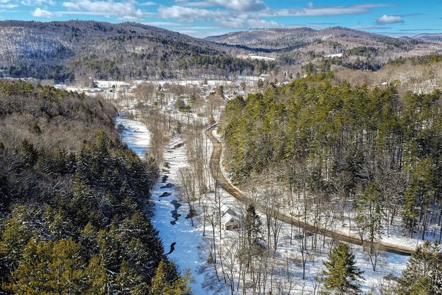 300 Route 121, Grafton, VT 05146