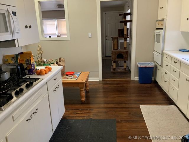 56 N Xanthus Avenue, Tulsa, OK 74110