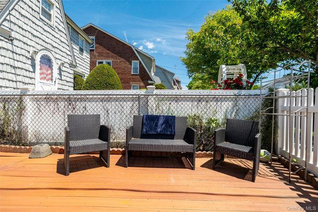 119-23 7th Avenue, College Point, NY 11356