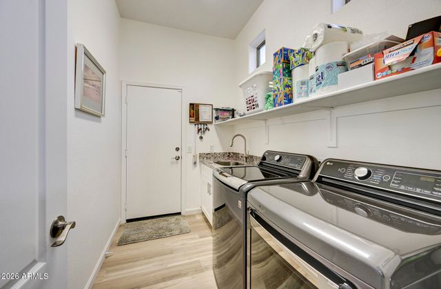 17929 W BUENA VISTA Drive, Surprise, AZ 85374