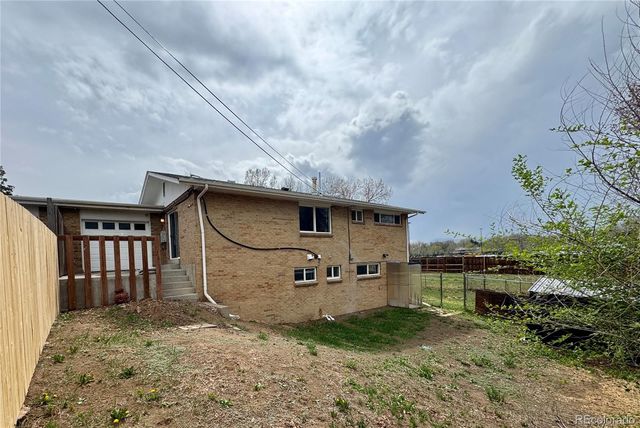 7375 W 3rd Avenue, Lakewood, CO 80226