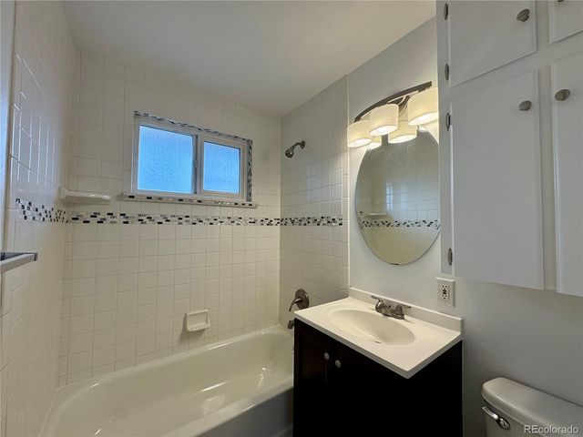 7375 W 3rd Avenue, Lakewood, CO 80226