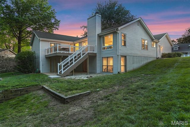 876 Sugar Hill Drive, Manchester, MO 63021