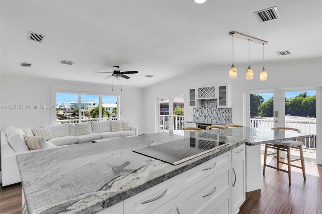 103 Long Key Rd, Key Largo, FL 33037