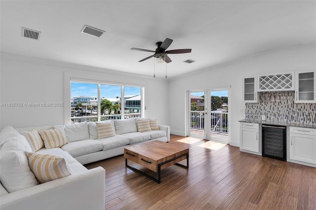 103 Long Key Rd, Key Largo, FL 33037