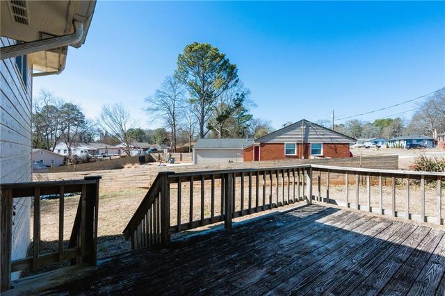 195 Rockin Hill Drive SW, Marietta, GA 30060