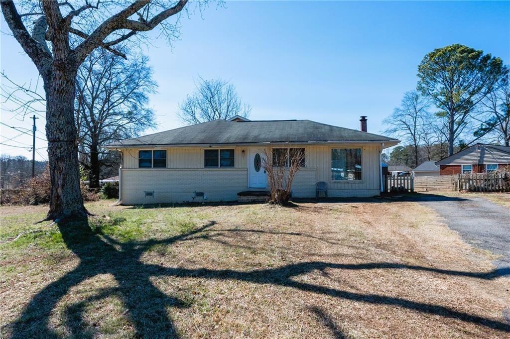 195 Rockin Hill Drive SW, Marietta, GA 30060